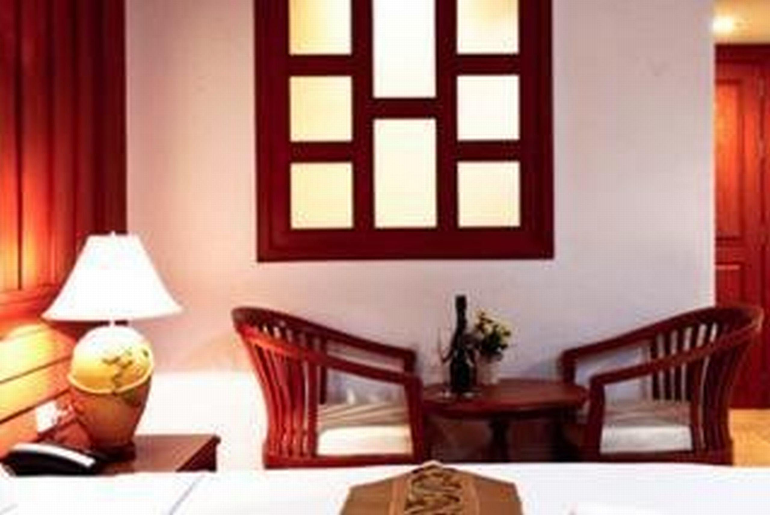 Cello Hotel Patong Exterior foto